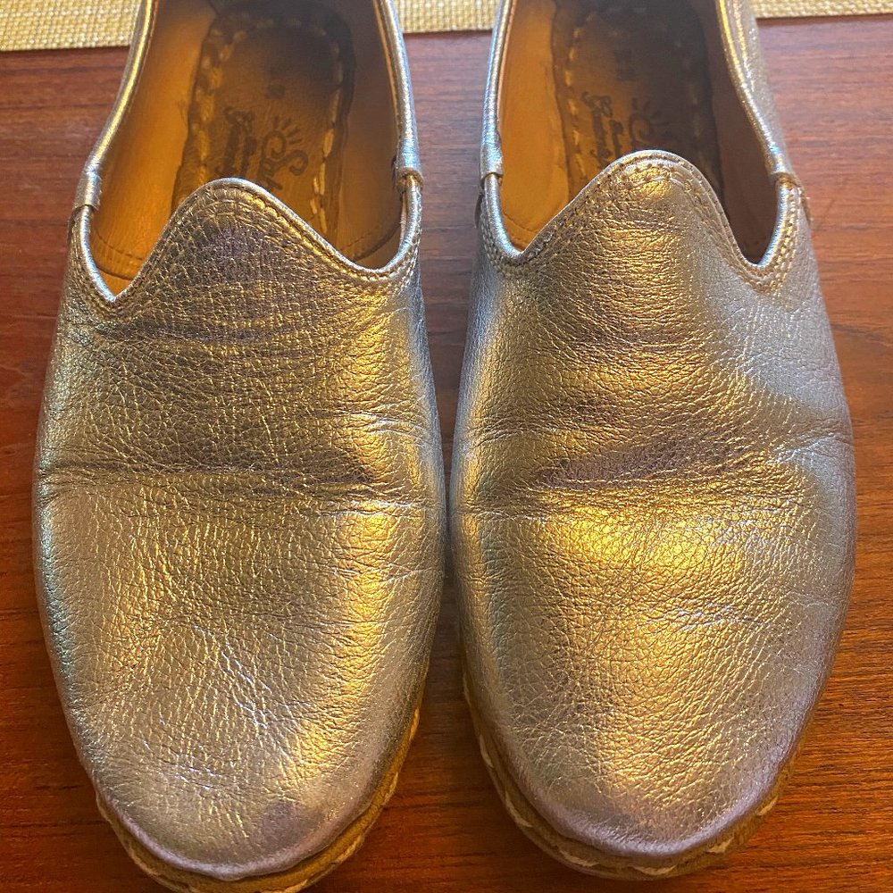 Silver Sabahs - Size 38